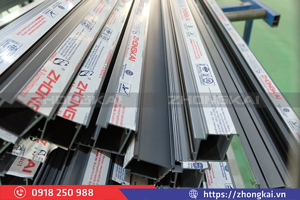 Cấu trúc vách nhôm dày, khoảng rỗng tối ưu